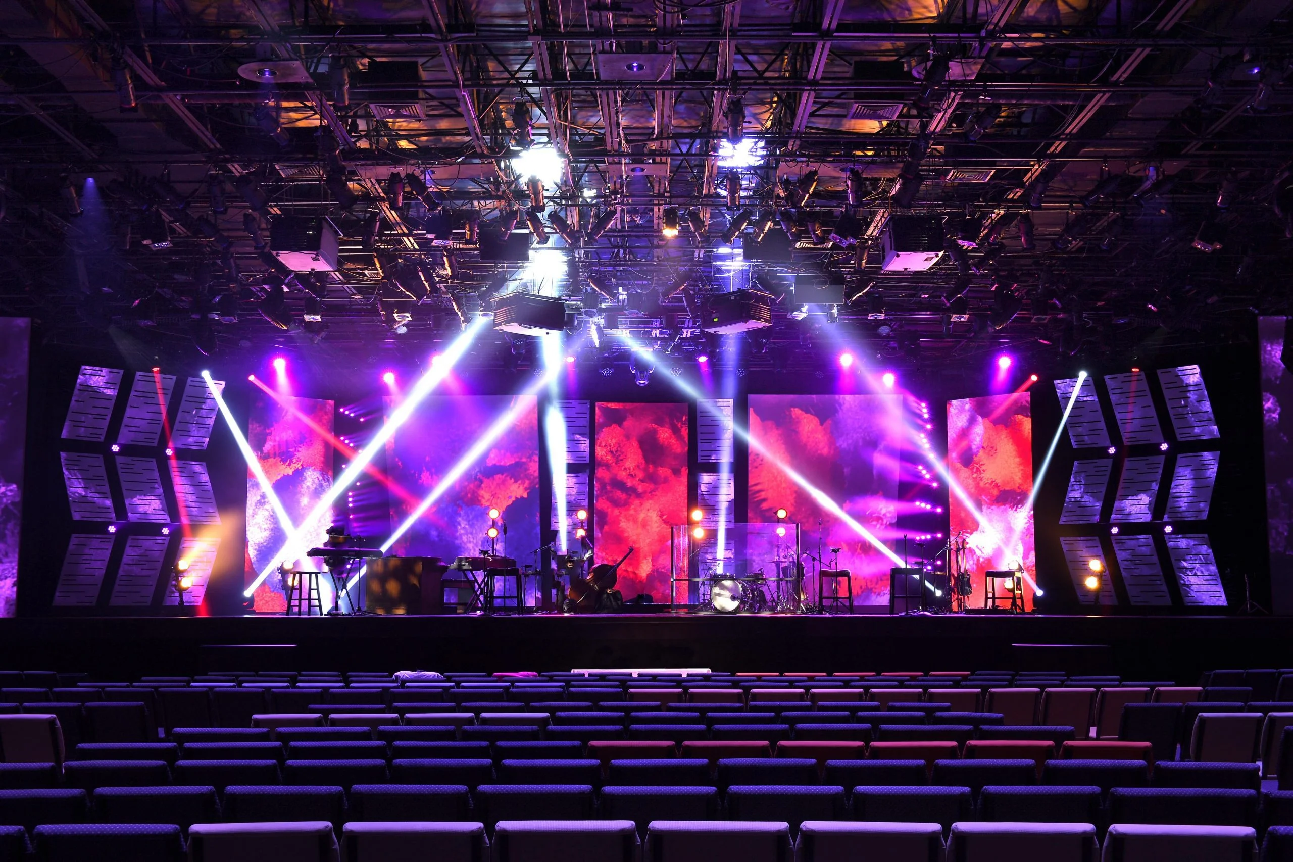 Concert-Stage with Audio, Lights and Led Screen Full Production