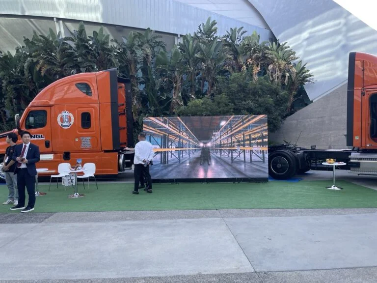 Outdoor LED Wall – Anaheim Convention Center