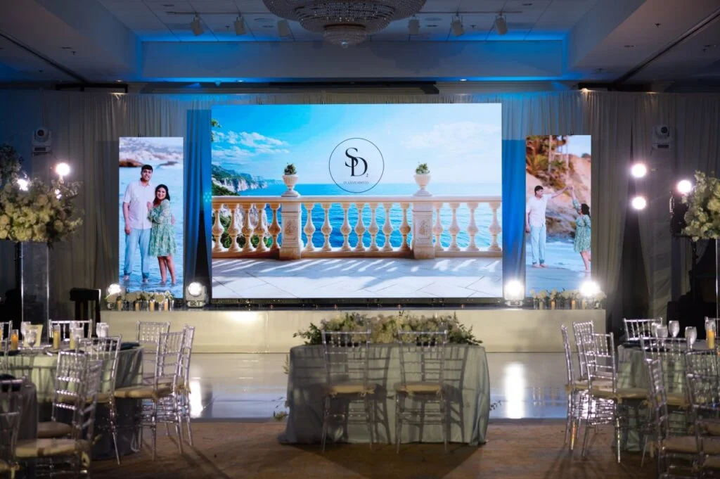 Wedding reception LED wall at Hotel Zessa, Santa Ana by Unity Logics &ndash; photo 1