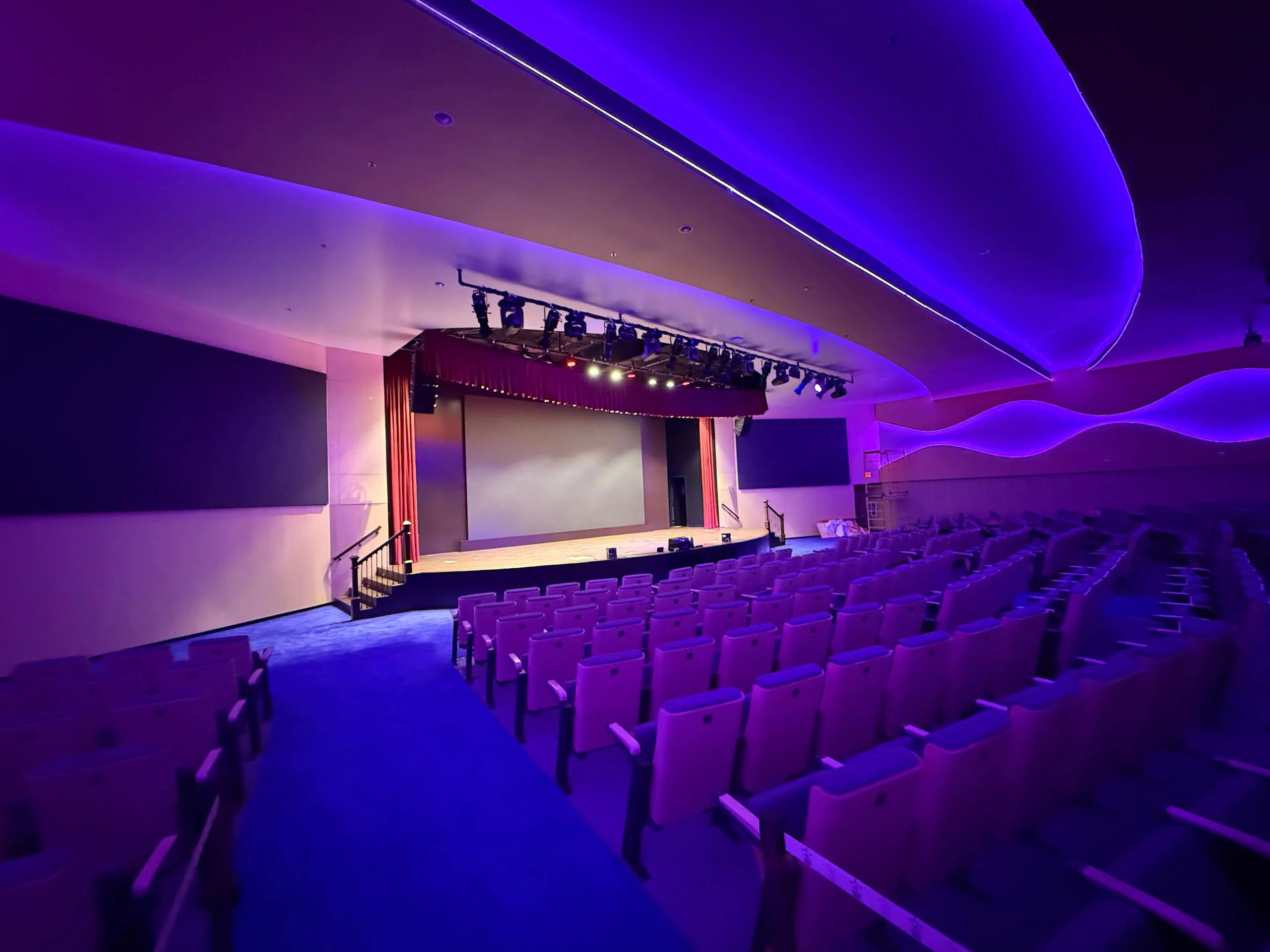 Worship auditorium AV and lighting in Birmingham, AL by Unity Logics &ndash; photo 2