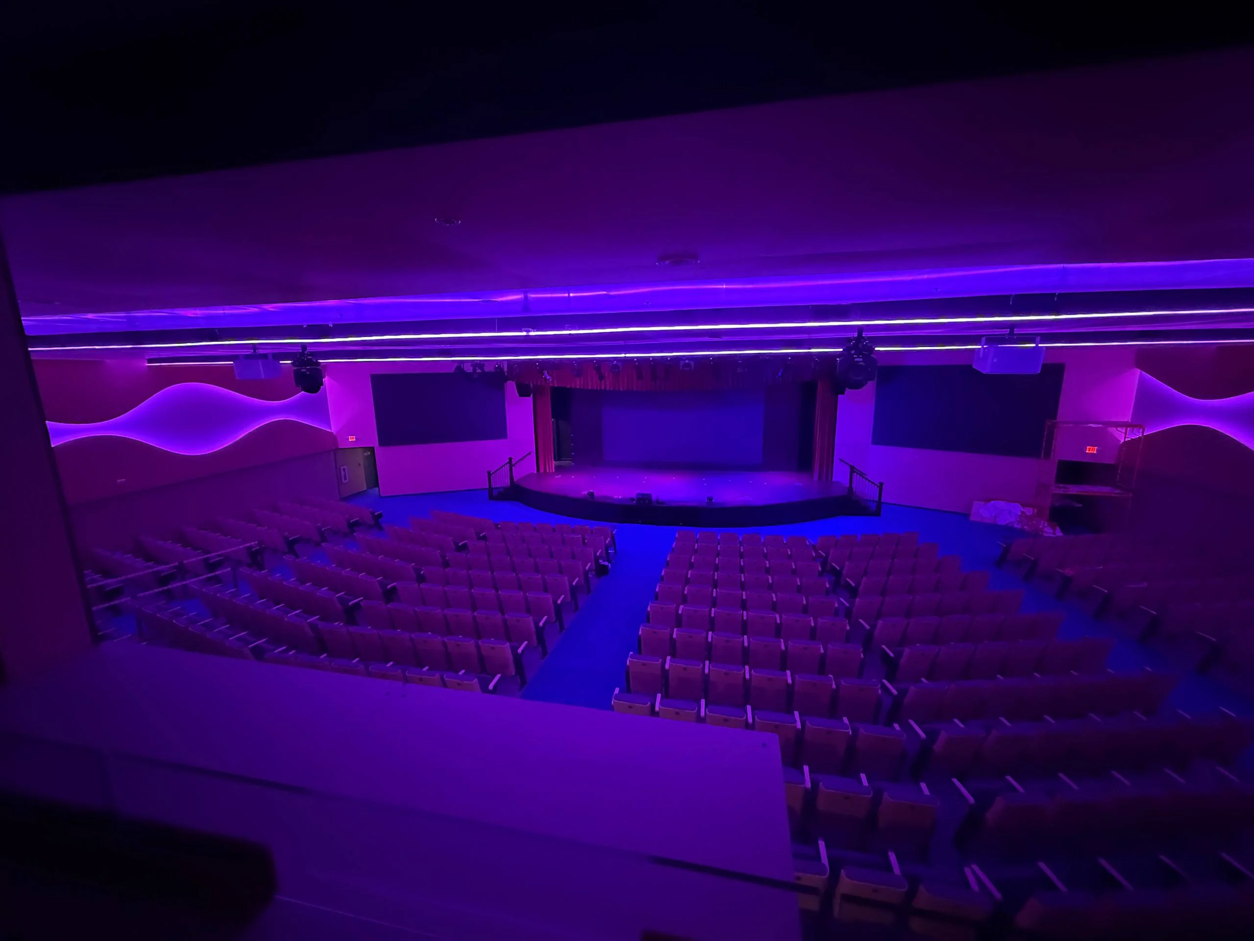 Worship auditorium AV and lighting in Birmingham, AL by Unity Logics &ndash; photo 1