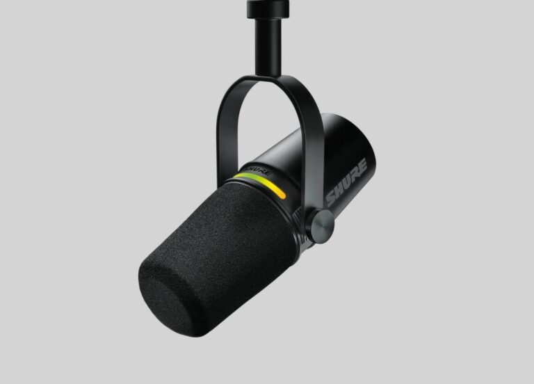 Shure MV7+